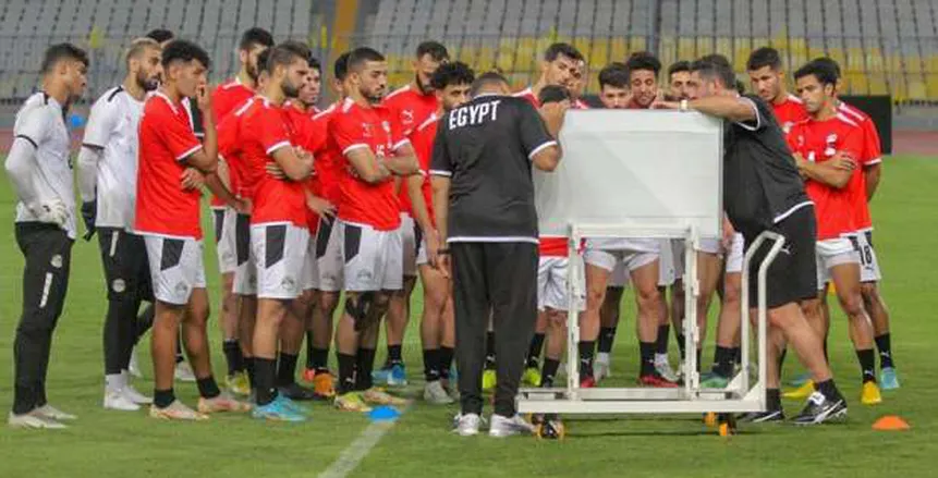 .رسمياً: استبعاد 9 لاعبين من قائمة منتخب مصر استعدادا للنيجر وليبيريا.. من ضمنهم شادي حسين