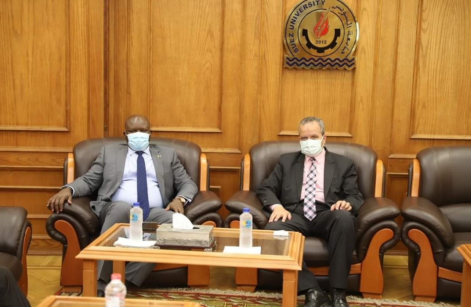 استقبل الدكتور السيد الشرقاوى رئيس جامعة السويس، بجوزيف موم سفير دولة جنوب السودان بالقاهرة،
