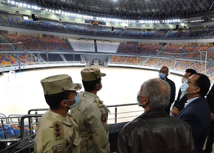 رئيس الوزراء يتفقد مجمع الصالات المغطاة باستاد القاهرة استعدادا لبطولة العالم لكرة اليد