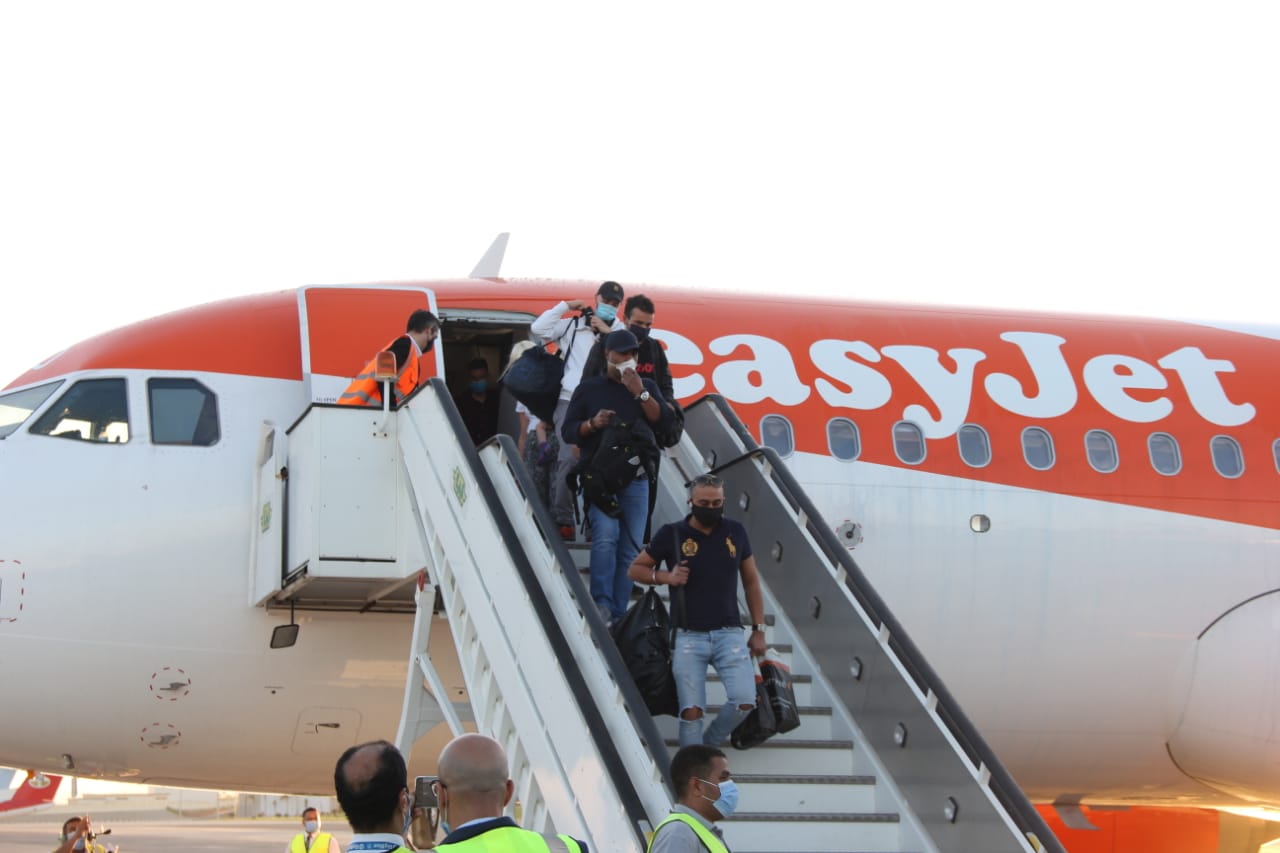 وأولى رحلات شركة إيزي جيت (Easy Jet)  مطار شرم الشيخ الدولي قادمة من المملكة المتحدةةة