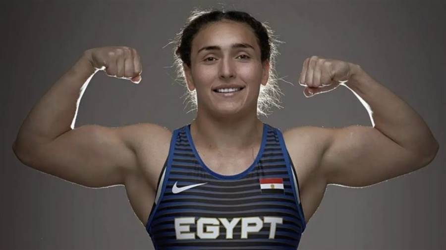 .سمر حمزة أول مصرية تتأهل إلى نهائى بطولة العالم للمصارعة.. وتهنئة خاصة من وزير الرياضة