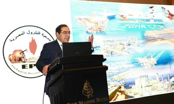 وزير البترول والثروة المعدنية يستعرض نتائج قطاع البترول أمام ندوة جمعية البترول المصرية