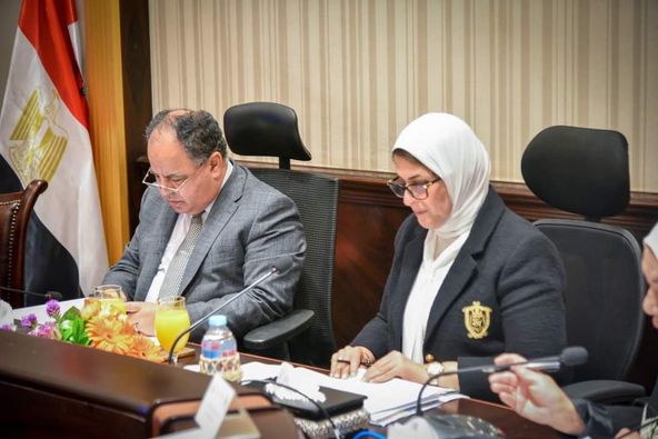 وزيرا الصحة والمالية يترأسان اجتماع الجمعية العامة للشركة العربية للصناعات الدوائية والمستلزمات الطبية (أكديما)