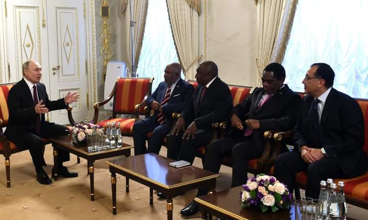 نيابة عن فخامة الرئيس: رئيس الوزراء يُشارك فى الاجتماع الموسع لرؤساء المبادرة الأفريقية المشتركة للمساهمة في تسوية الأزمة