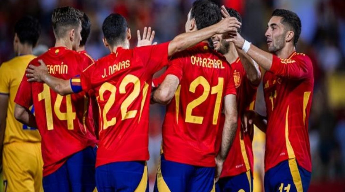 اسبانيا تفوز على أوزبكستان بثنائية مقابل هدف في أولمبياد باريس 2024.