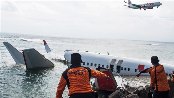 إندونيسيا: مصرع جميع ركاب الطائرة المنكوبة غرب البلاد