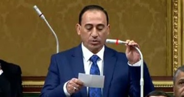 برلمانى لوزير البترول : الواسطة والمحسوبية من الشيمى وخطاب هما معيار التعيين بشركة صان مصر 
