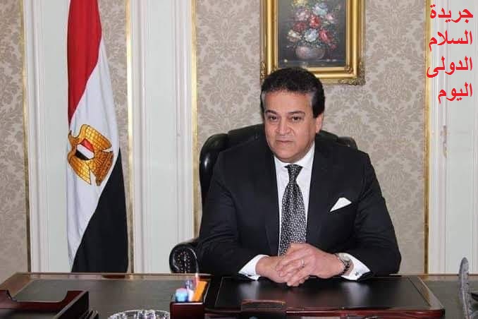 وزير التنمية المحلية ورئيس اتحاد الصناعات المصرية يشهدان توقيع بروتوكول تعاون لتنفيذ مبادرة 