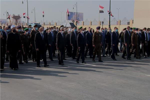 الرئيس السيسي يتقدم الجنازة العسكرية للدكتور كمال الجنزوري