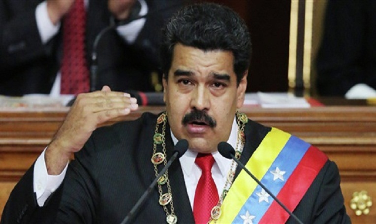 رئيس البرلمان الفنزويلي يعلن نفسه رئيسا للبلاد