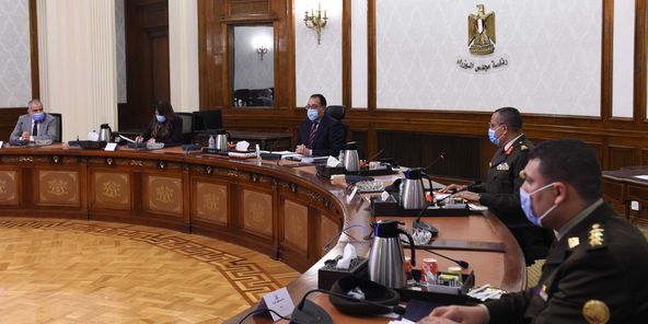 رئيس الوزراء يستعرض الخطوات التنفيذية لتطوير القاهرة التاريخية