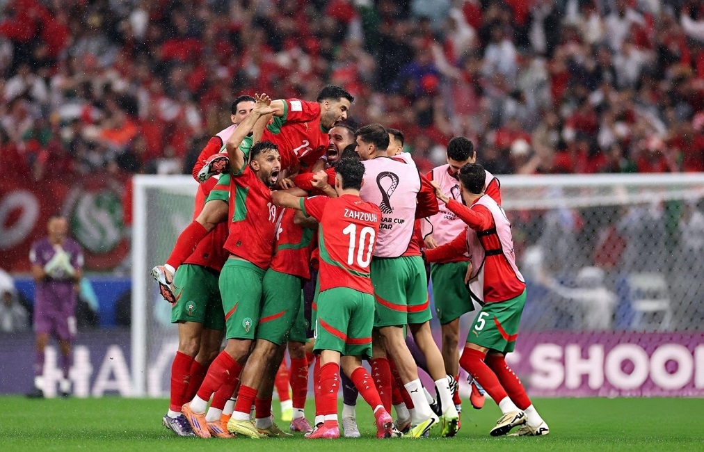 منتخب المغرب يفوز على الإردن بثلاثية مقابل هدفين ويتوج بالبطولة العربية 2025.