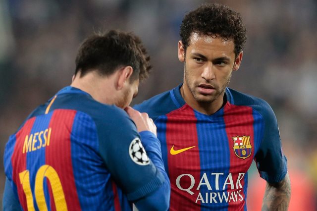 تقارير: برشلونة يعرض على باريس سان جيرمان 4 لاعبين لاستعادة نيمار.