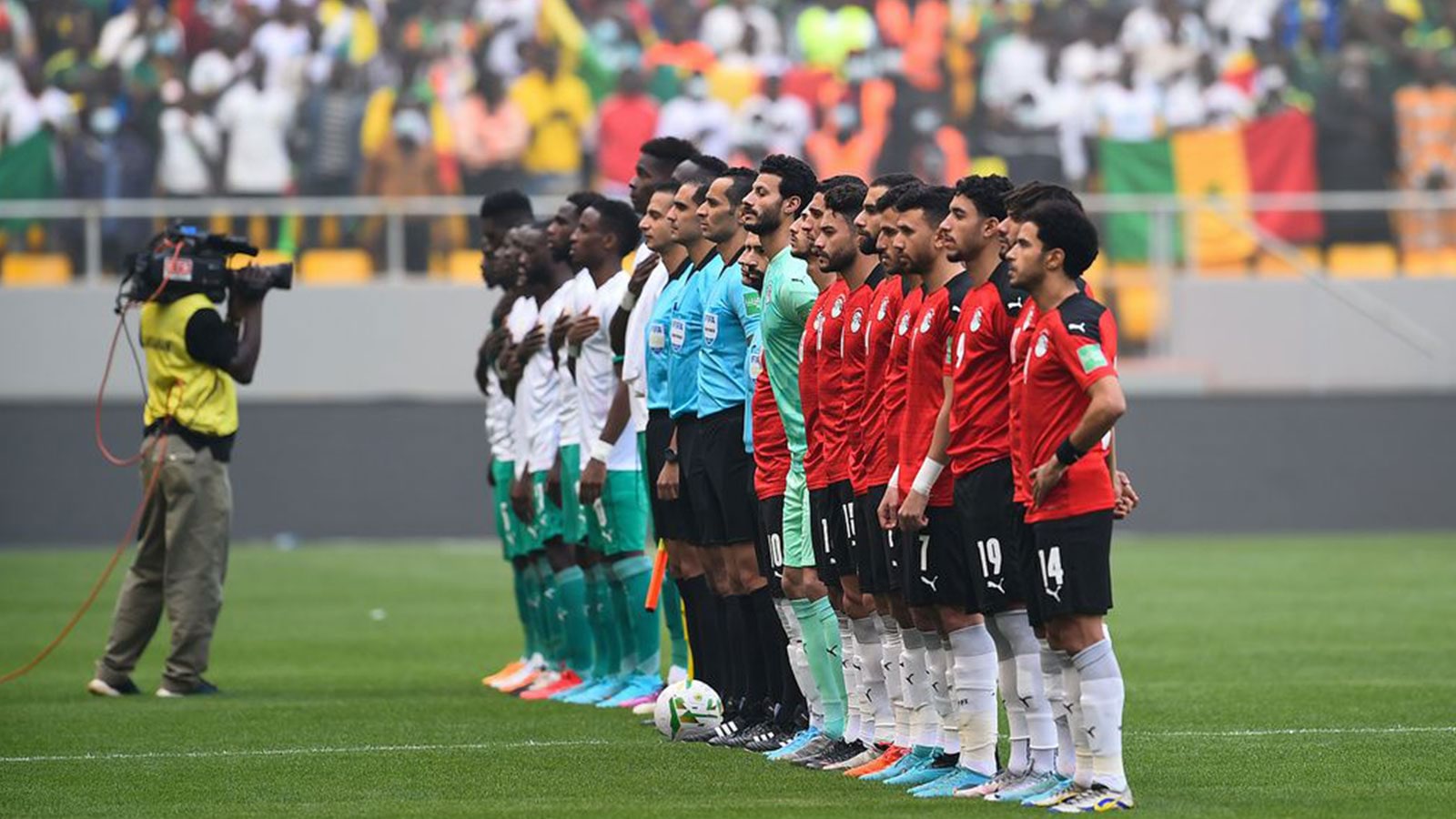 مصر تخسر من السنغال بركلات الترجيح وأسود التيرانجا تتأهل إلى كأس العالم 2022.