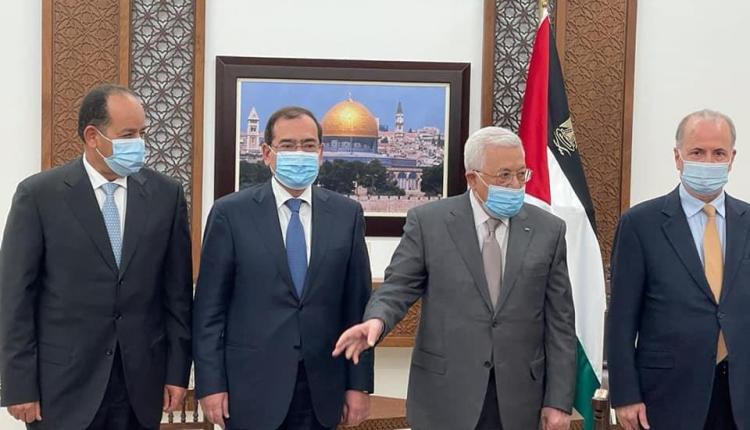 وزير البترول طارق الملا يوقع اتفاقًا لتطوير حقل غاز غزة لتوفير احتياجات فلسطين من الطاقة