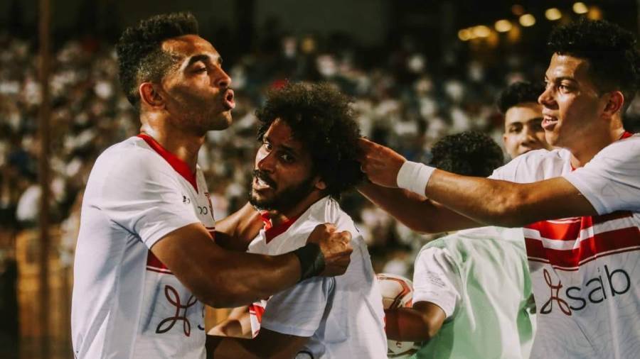  الزمالك يفوز على الإسماعيلى بثنائية لهدف على أستاد القاهرة في الدوري.