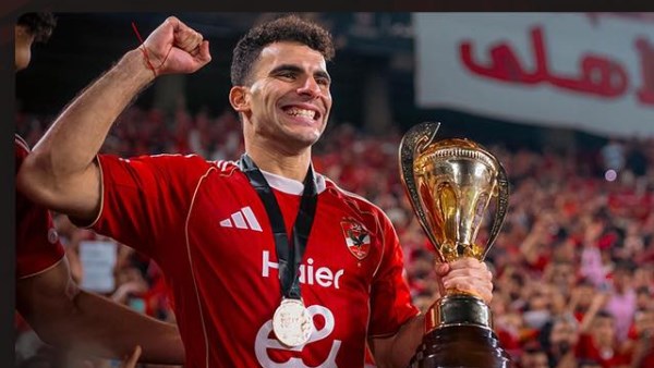 الأهلي يطالب اتحاد الكرة بردع المتجاوزين في حق لاعبنا «زيزو».. واستعادة حقوقه الأدبية.
