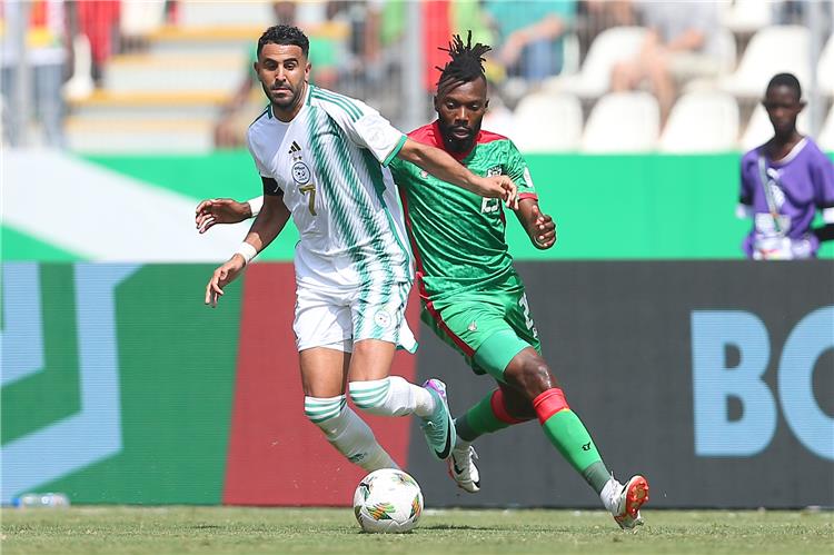 منتخب الجزائر يتعادل أيجابياً مع بوركينا فاسو في كأس الأمم الأفريقية.