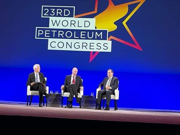 وزير البترول والثروة المعدنية يشارك في مؤتمر البترول العالمى بهيوستن