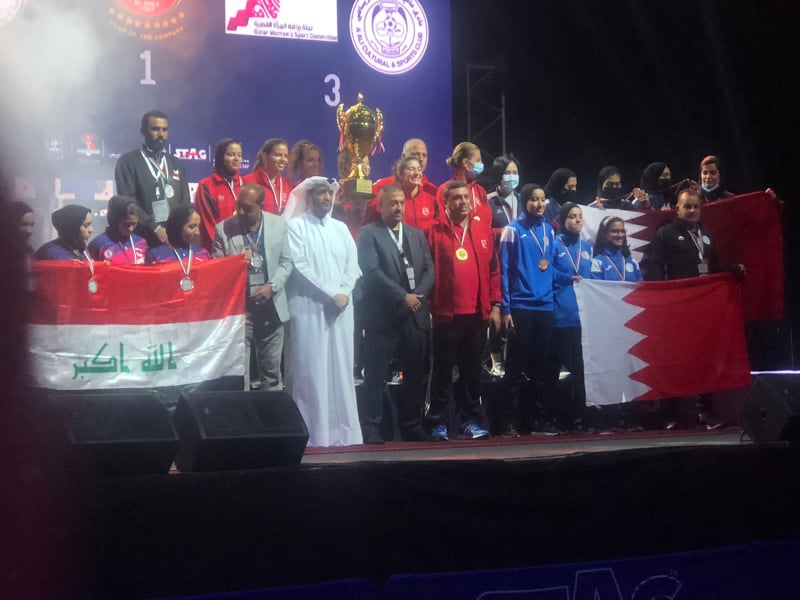 فريق الأهلى لتنس الطاوله السيدات يتوج بالبطولة العربية للأندية.