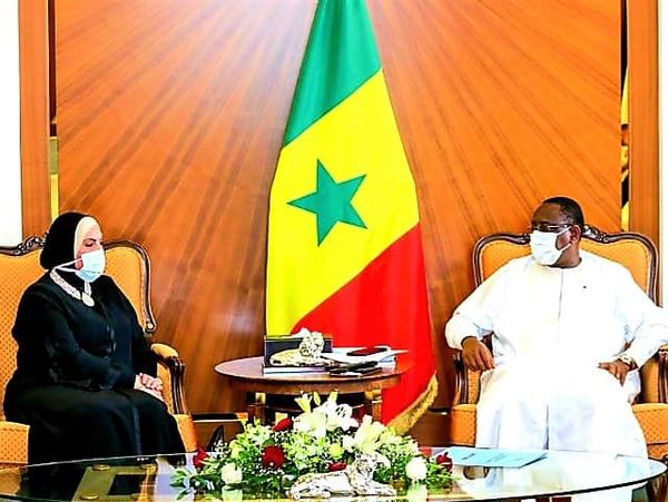 وزيرة التجارة والصناعة تنقل رسالة من الرئيس السيسى للرئيس السنغالى بالعاصمة داكار