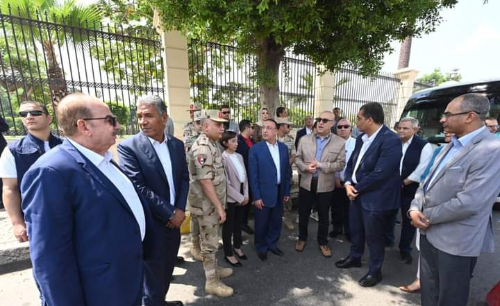 وزير الإسكان ومحافظ الإسكندرية يتفقدان مواقع مشروعات الاستراتيجية المتكاملة لإدارة وفصل مياه الأمطار بالمحافظة