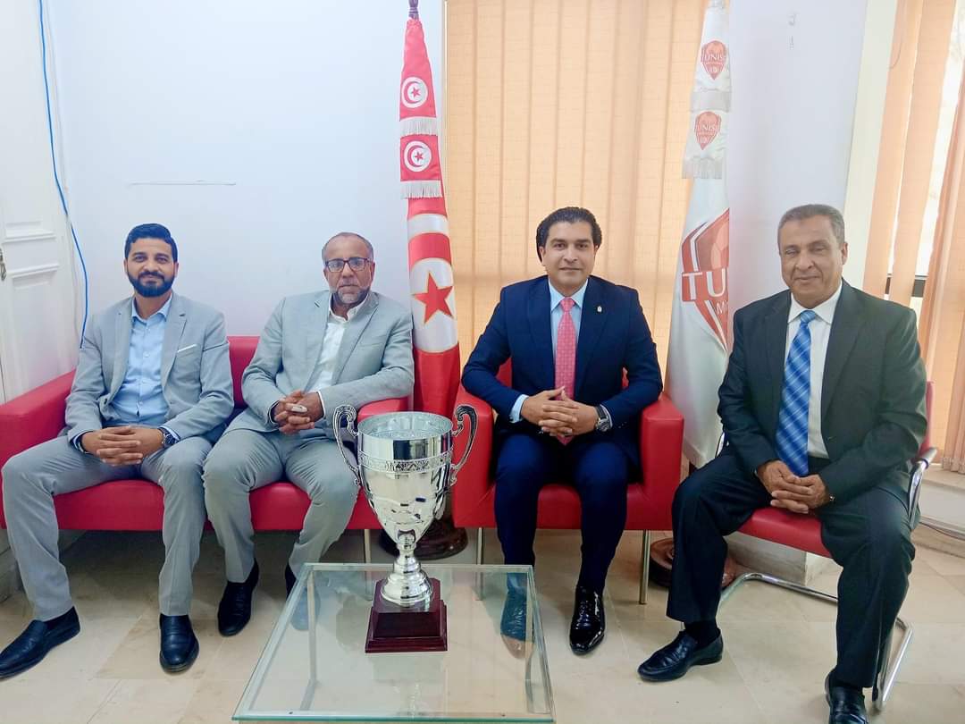 رئيس الإتحاد العربي للميني فوتبول أحمد سمير يعلن فوز تونس بتنظيم البطولة العربية للأندية أبطال الكؤس.