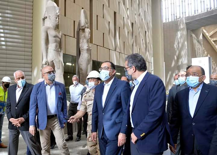 رئيس الوزراء يتفقد المتحف المصري الكبير لمتابعة الموقف التنفيذي للأعمال