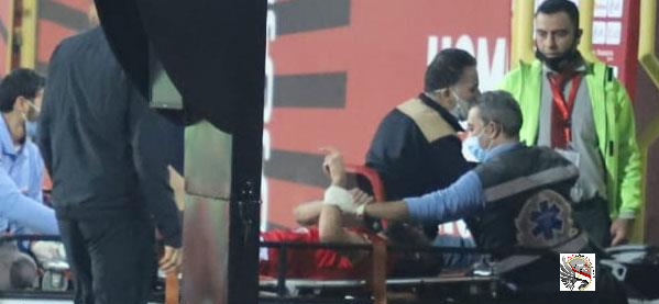 نكشف تشخيص إصابة ناصر ماهر في مباراة الأهلي والمقاصة.. نقل إلى المستشفى.
