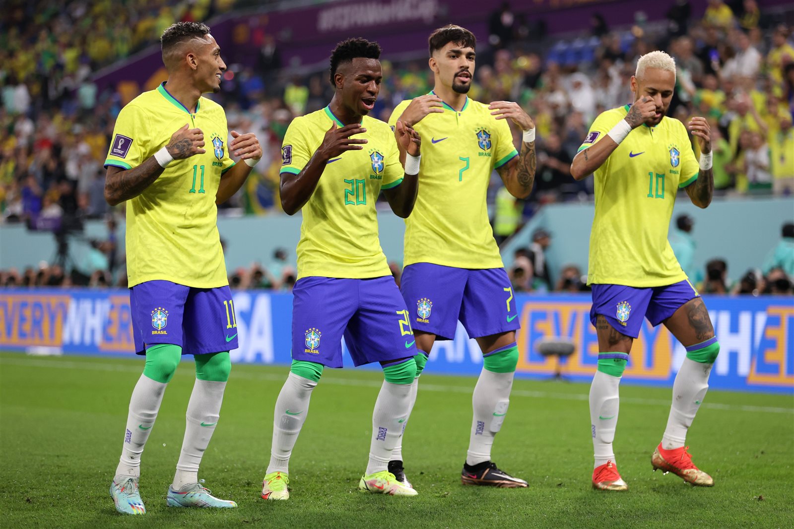 البرازيل تضرب كوريا الجنوبيه برباعيه وتتأهل ألي ربع نهائي كأس العالم قطر 2022.