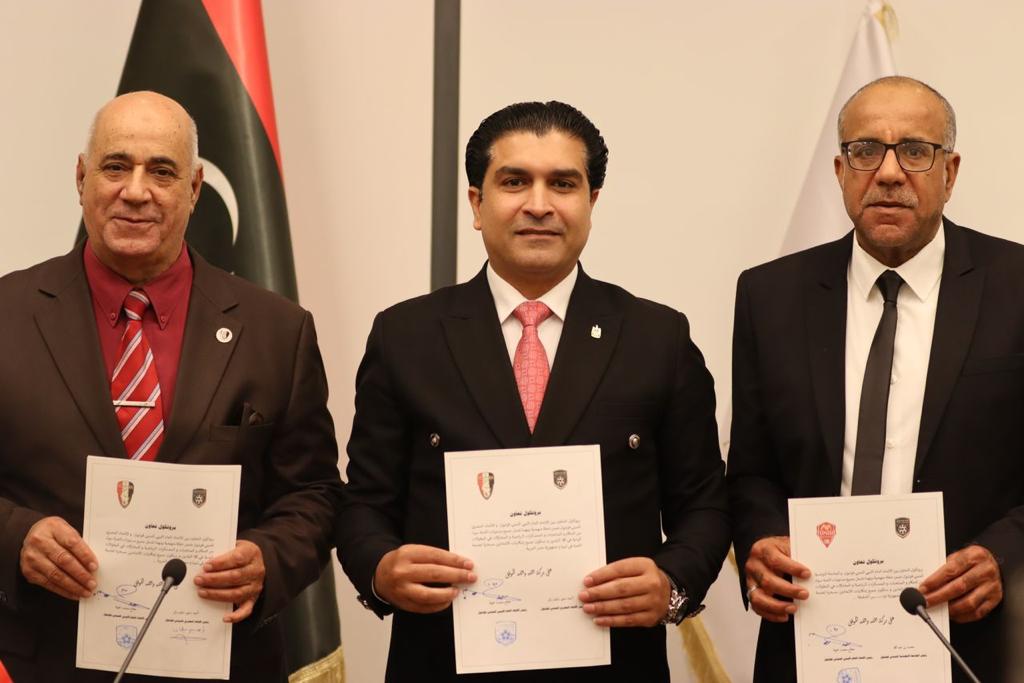 برعاية رئيس الإتحاد العربي للميني فوتبول أحمد سمير توقيع بروتوكول تعاون بين الإتحادات المصري والليبي والتونسي.