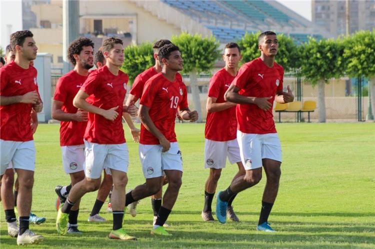 وزارة الرياضة تكشف سبب عدم معاملة منتخب الشباب أسوة بـ الرجاء أمام الزمالك بعد إصابات كورونا.