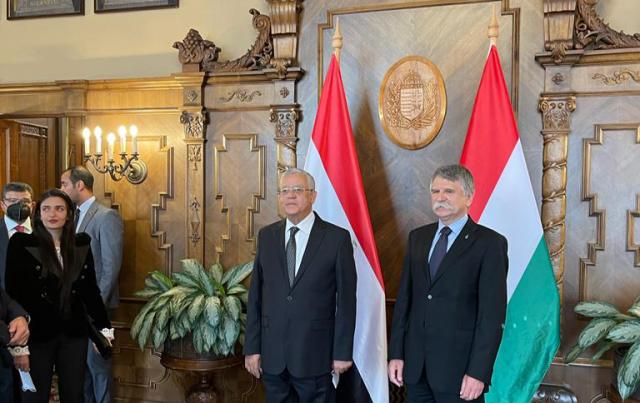المستشار حنفي جبالي  يلتقي رئيس الجمعية الوطنية المجرية.