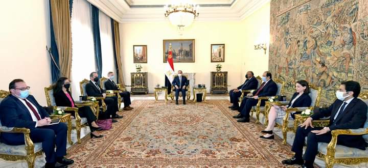 السيد الرئيس عبد الفتاح السيسي يستقبل مستشار الأمن القومي الأمريكي جيك سوليفان الذى أكد على أهمية وقوة التحالف المصري الأمريكي