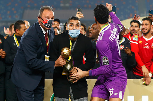 محمد الشناوي يكشف تفاصيل حديثه مع لاعبي الأهلي في الدقائق الأخيرة أمام الزمالك.