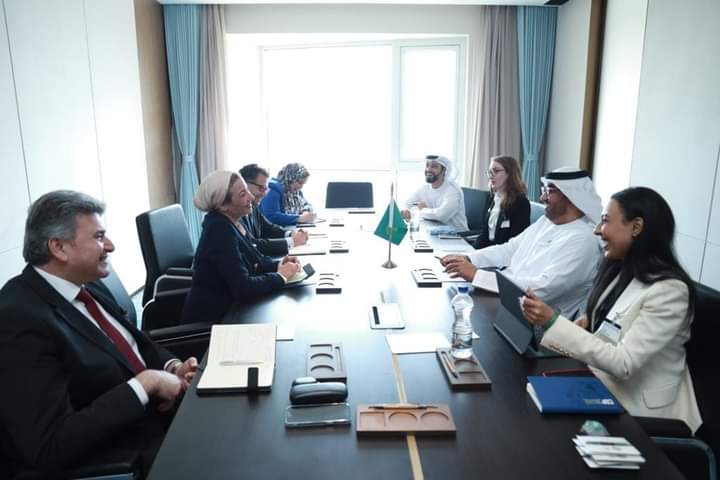وزيرة البيئة تلتقى الدكتور سلطان بن أحمد الجابر الرئيس المعين لمؤتمر المناخ COP28 لبحث التنسيق الكامل مع الجانب الإماراتى للقمة القادمة