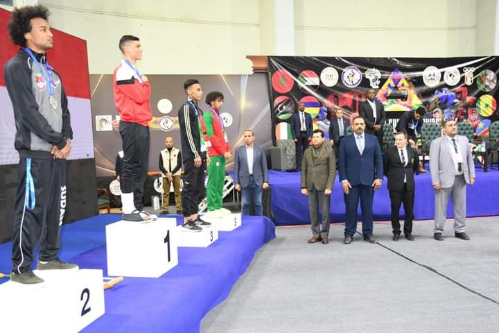 وزير الشباب والرياضة يشهد منافسات نهائي البطولة الإفريقية للمنتخبات للمواي تاي