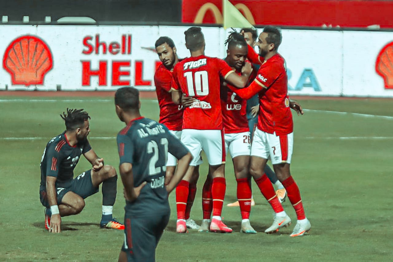 الأهلي يفوز بثنائية في مرمى النصر ويتأهل لدور الـ16 بكأس مصر.