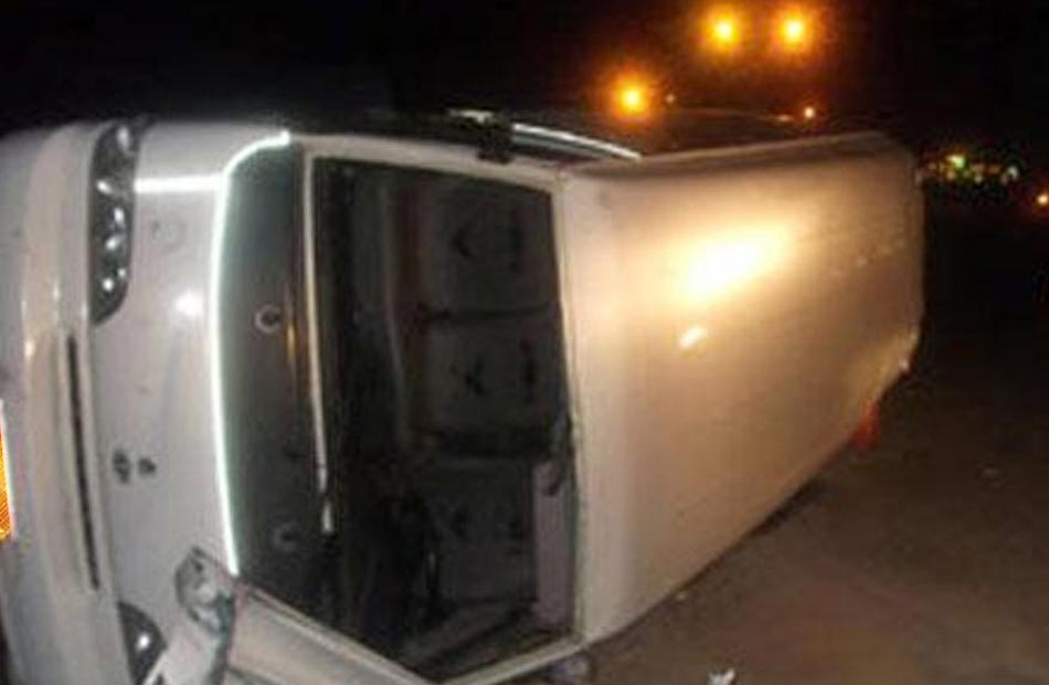 إصابة 7 مواطنين في حادث على طريق الملاحة بالسويس