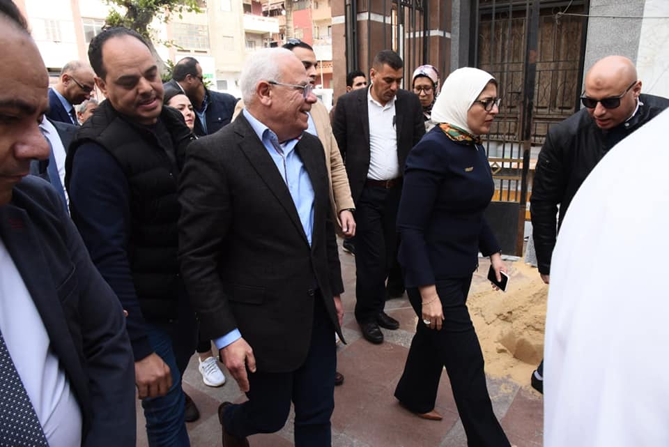وزيرة الصحة ومحافظ بورسعيد يتفقدان مستشفى المبره ببورسعيد