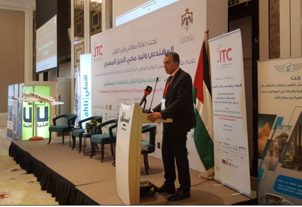 عرفات يستعرض مشروعات النقل المصرية بمؤتمر فى عمان