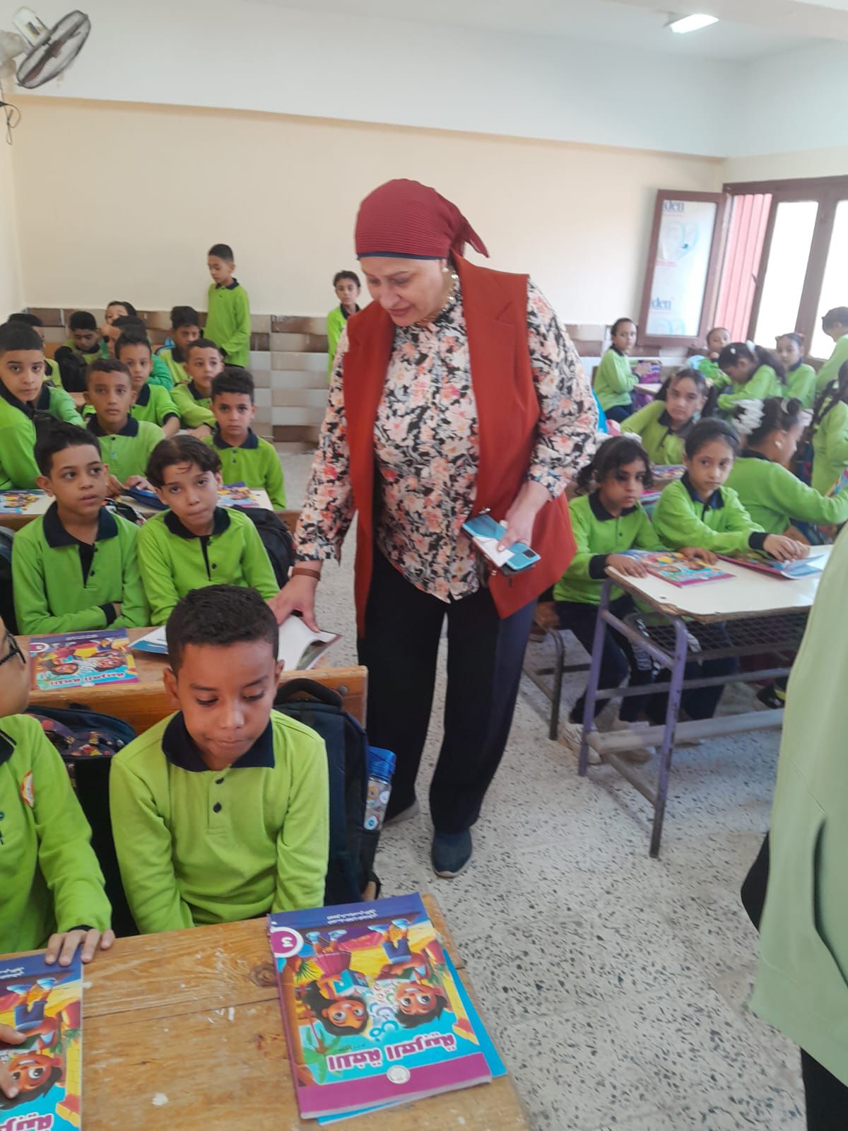 سماح إبراهيم تتابع انتظام العملية التعليمية بمدارس السويس وسط هدوء وانضباط في الأسبوع الأول من العام الدراسي الجديد
