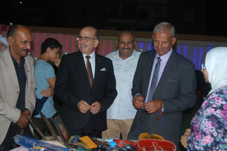 معرض براندك مصري احتفالا بأعياد أكتوبر المجيدة بجمعية تنمية المجتمع بالصباح.